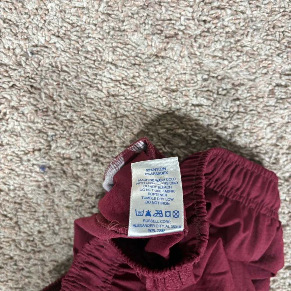 Mens Russell Athletic Washington Redskins Dri-Power Shorts Burgundy Medium